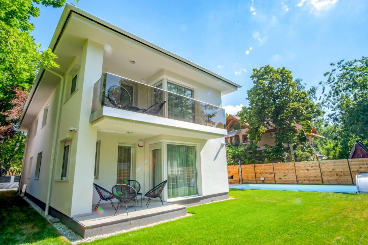 Myflat Batthyany Premium Residence Siofok Bagian luar foto